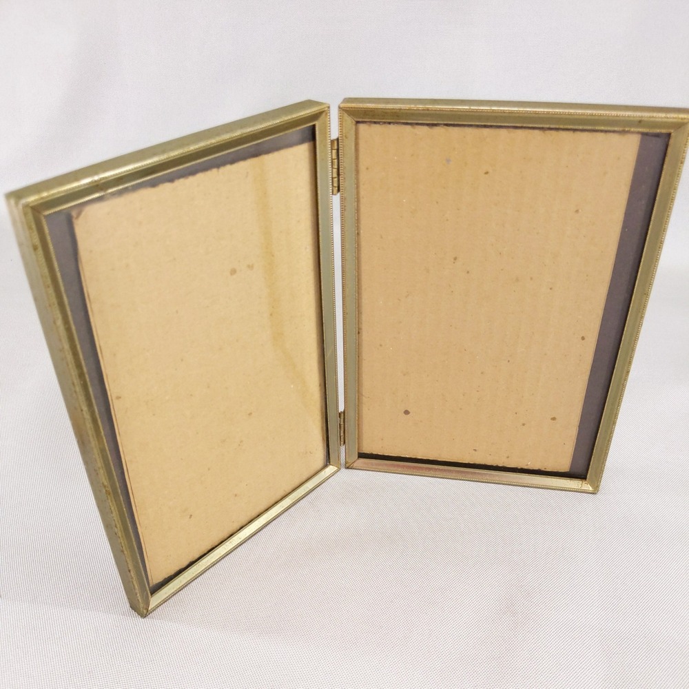 Vintage Folding Double Picture Frame Gold Tone Metal Beaded Edge 5x7 Hinged